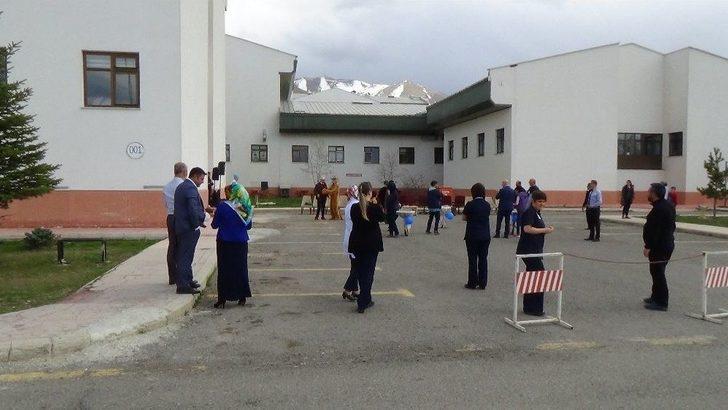 Hastanede Otizm Farkındalık Etkinliği G2