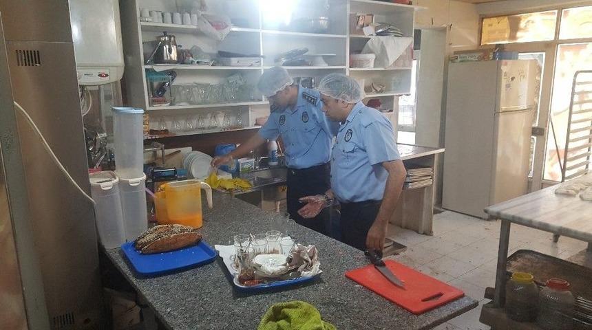 Kumluca Zabıtasından Bayram Denetimi