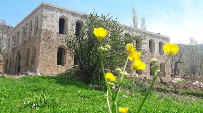 Şemdinli Nehri K&uuml;lt&uuml;r Mirası Canlanıyor
