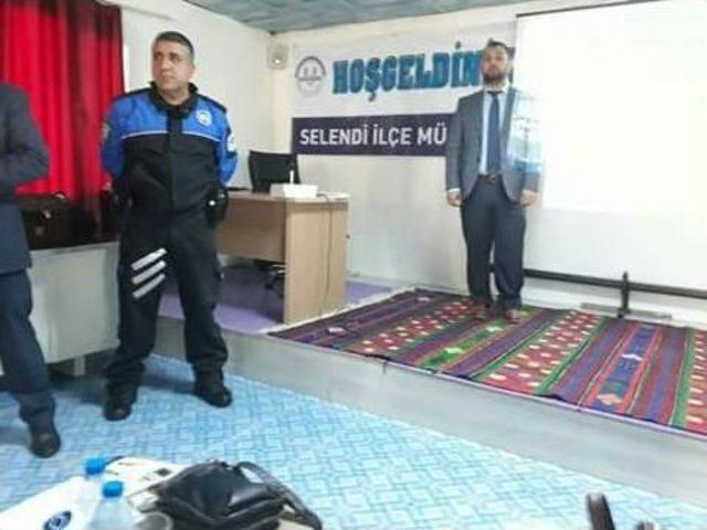 Selendi’de Din Görevlileri Ve Öğretmenler Bağımlılık Hakkında Bilgilendirildi