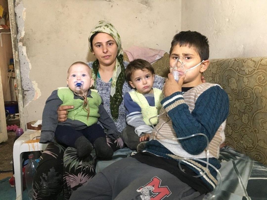 (&ouml;zel Haber) 10 Yaşındaki Engelli Doğukan, Eczaneye Bor&ccedil;ları Y&uuml;z&uuml;nden İla&ccedil;sız Kaldı