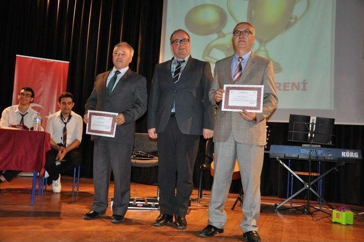 Liselilerin Münazara Yarışı G4