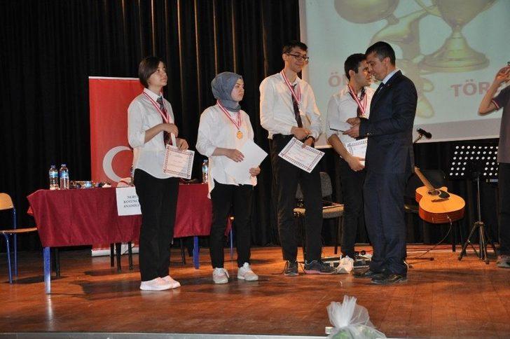 Liselilerin Münazara Yarışı G5