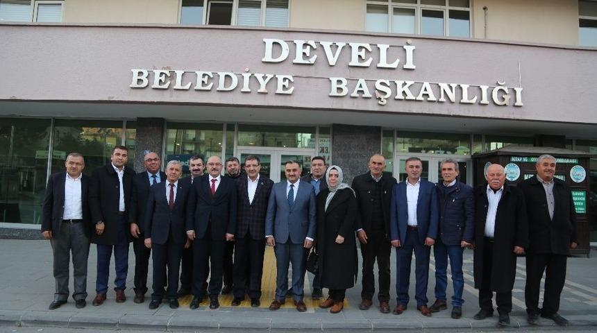 Ak Parti Başkan Yardımcısı İlyas Şeker Develi&rsquo;yi Ziyaret Etti