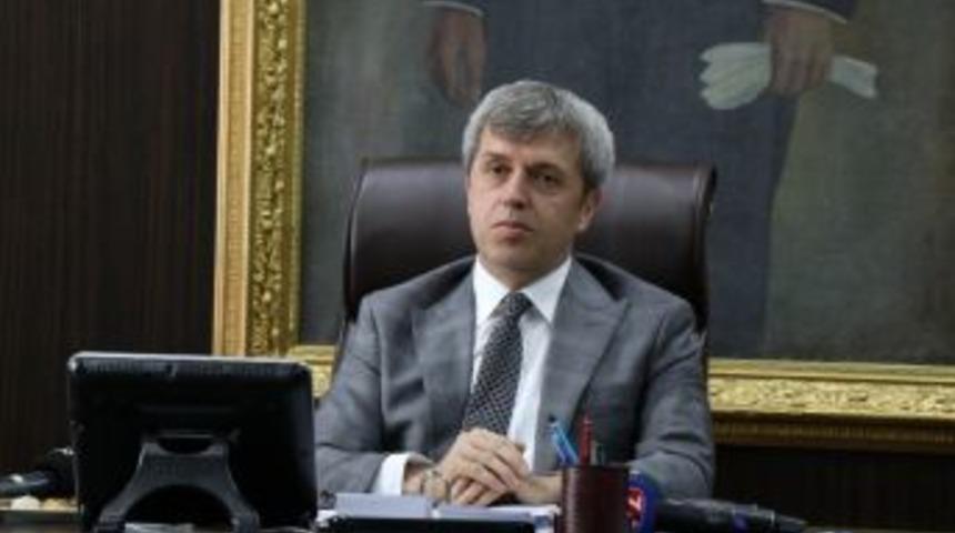 Vali &Ccedil;ınar, 23 Nisan Ulusal Egemenlik Ve &Ccedil;ocuk Bayram&rsquo;ını Kutladı