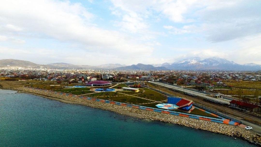 15 Temmuz Şehitler Parkı G&ouml;z Kamaştırıyor