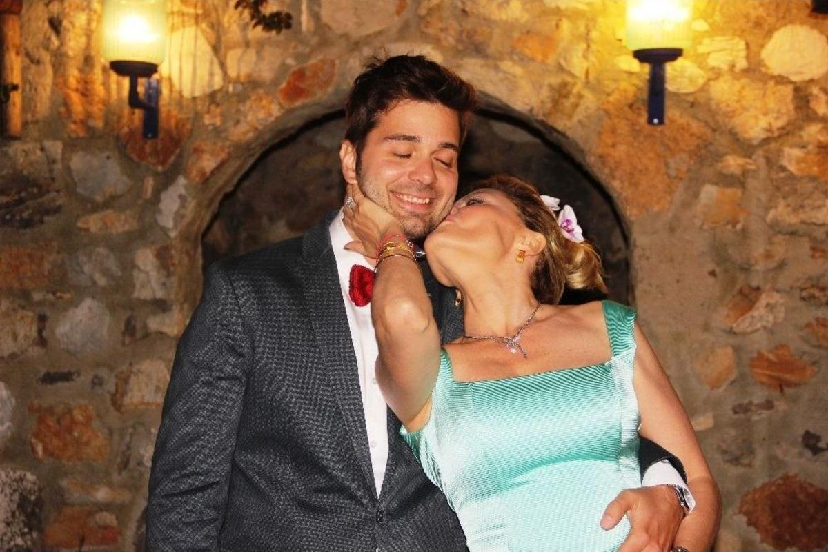 &Uuml;nl&uuml; Oyuncu Seray Sever &Ccedil;ocuk İstiyor