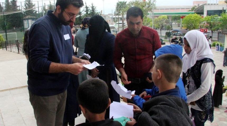 Suriyeliler T&uuml;rk&ccedil;e Seviye Belirleme Sınavına Girdi