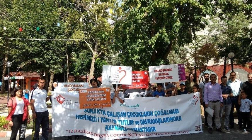 Dünya Çocuk İşçiliğiyle Mücadele Gününde Broşürler Dağıtıldı