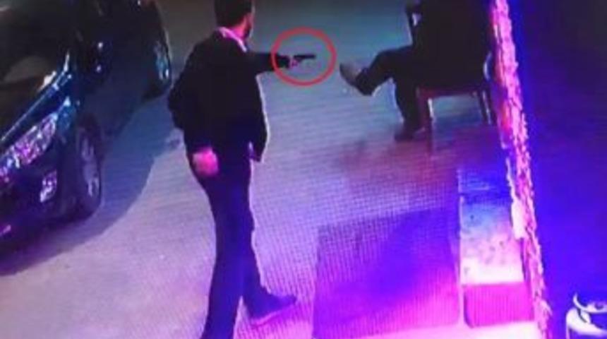 Husumetlisini Vurma Anı Kameralara Yansıdı