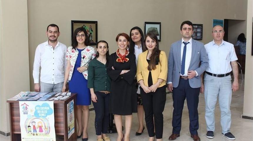 Hatay&rsquo;da Koruyucu Aileler Bilgilendirildi