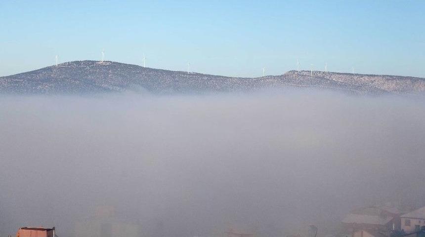 Beyşehir&rsquo;de Yoğun Sis Etkili Oldu