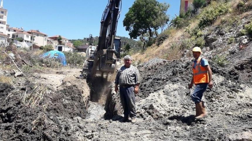 Mahallelerin Sorunları Bir Bir &Ccedil;&ouml;z&uuml;l&uuml;yor