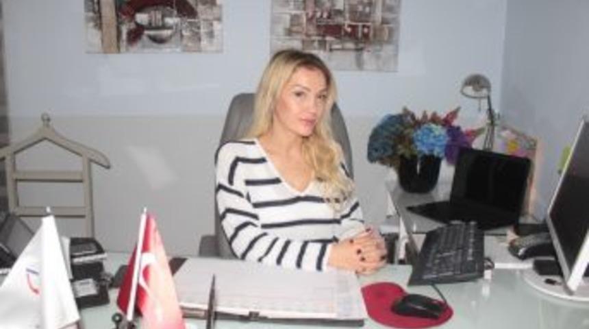 &ldquo;beslenme Bozukluğu Sa&ccedil;a Zarar Veriyor&rdquo;