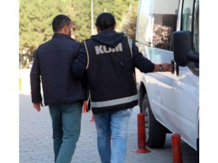 Elazığ’daki Kaçak Sigara Operasyonunda 4 Şüpheli Tutuklandı