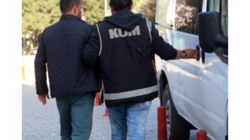 Elazığ&rsquo;daki Ka&ccedil;ak Sigara Operasyonunda 4 Ş&uuml;pheli Tutuklandı