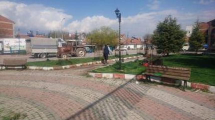 Aslanapa’da İlkbahar Temizliği