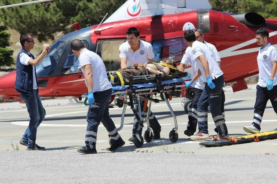 Ge&ccedil;irdiği Epilepsi Krizi Sonrası D&uuml;şerek Yaralandı