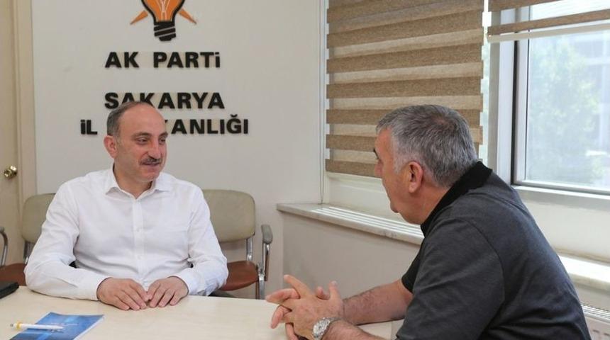 Başkan To&ccedil;oğlu, Ak Parti İl Başkanlığı&rsquo;nı Ziyaret Etti