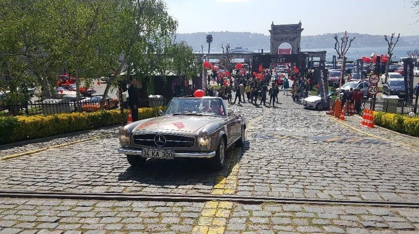 Rallide 66 Yıllık Otomobil Yarışıyor