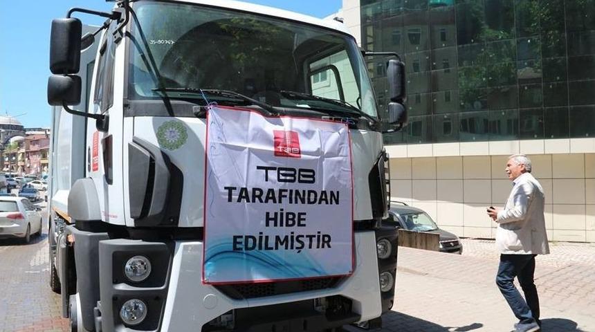 Kozlu Belediyesi&rsquo;ne &Ccedil;&ouml;p Kamyonu Hibe Edildi