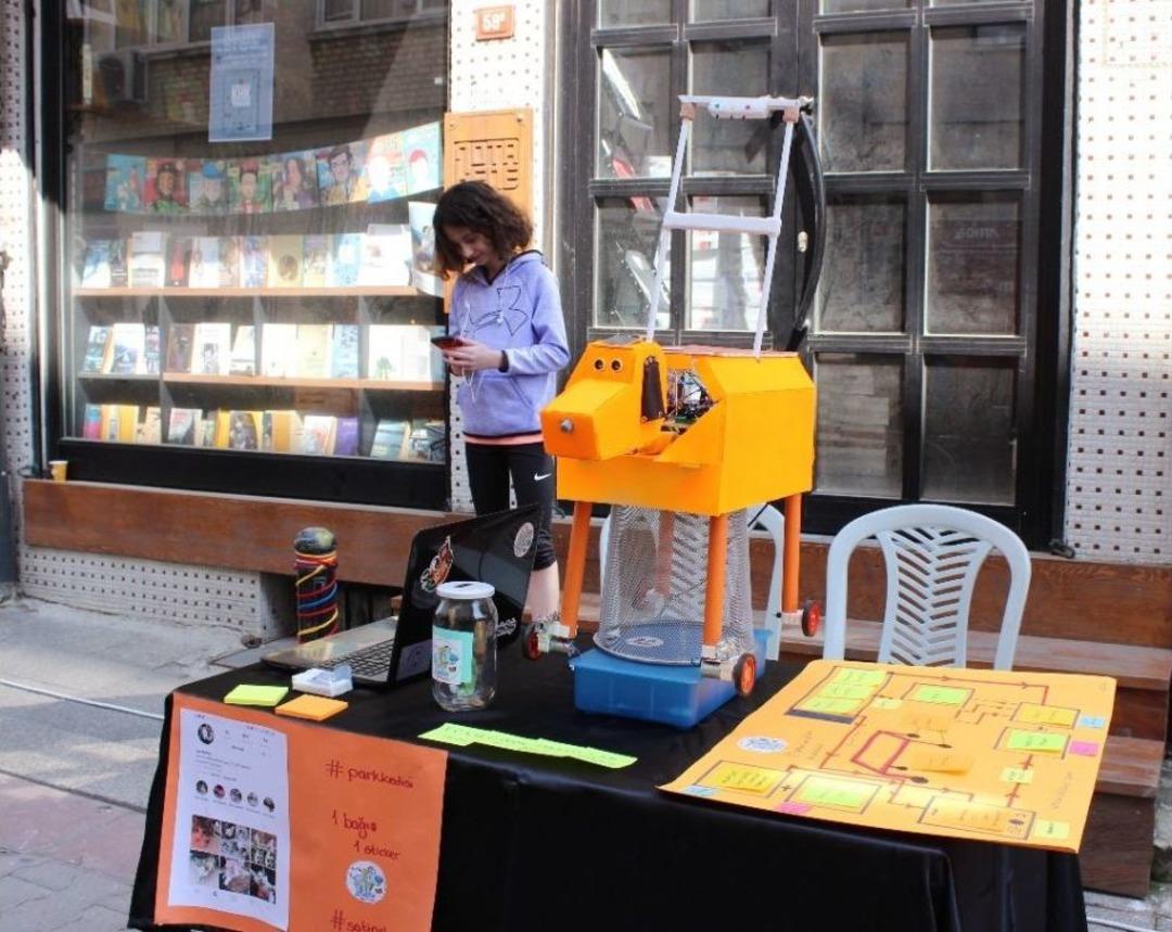 Minikler, H&uuml;nerlerini Sergiledi