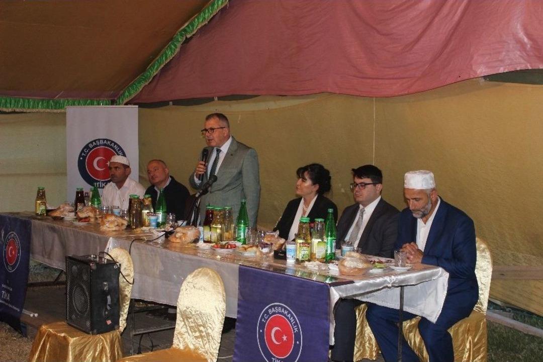 Azerbaycan&rsquo;da Tika İftarı