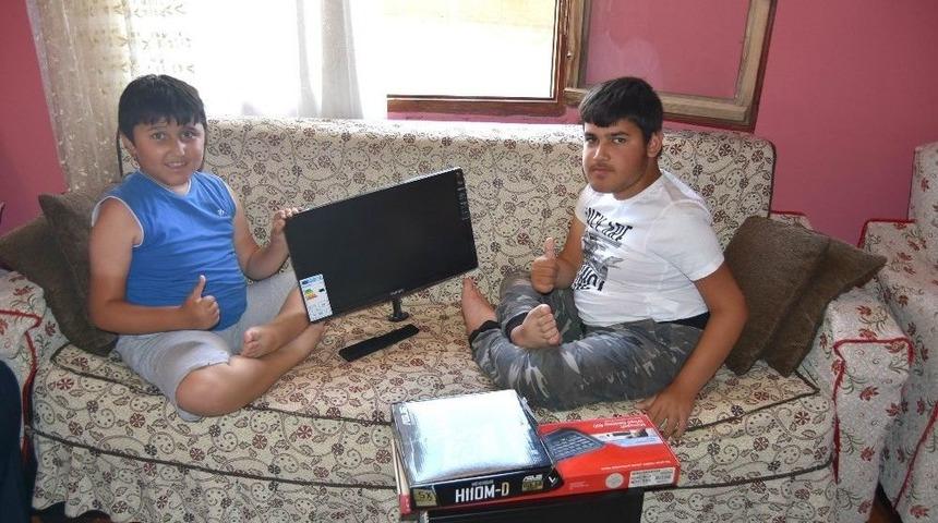 Başkan Kayda&rsquo;dan Y&uuml;r&uuml;me Engelli Kardeşlere Karne Hediyesi