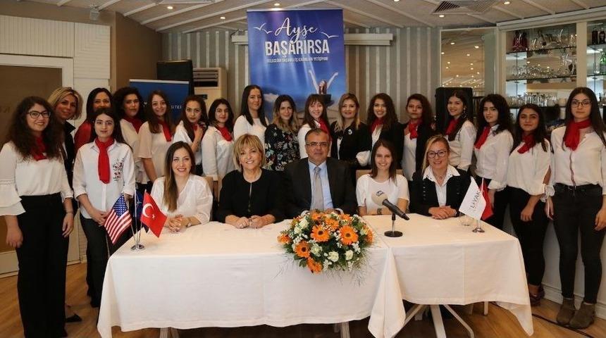 Liyakat&rsquo;ın Ayşeleri T&uuml;rkiye&rsquo;nin Gururu Olacak