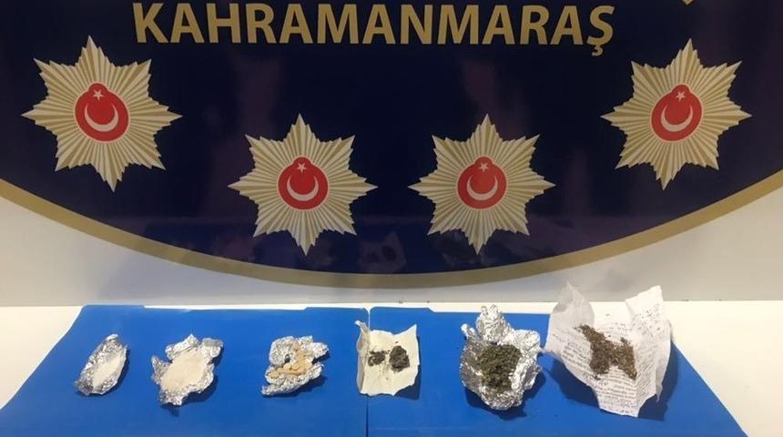 Kahramanmaraş&rsquo;ta Uyuşturucu Operasyonu: 5 G&ouml;zaltı