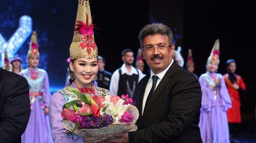 Ortak Miras K&uuml;&ccedil;&uuml;k&ccedil;ekmece Sahnesi&rsquo;nde