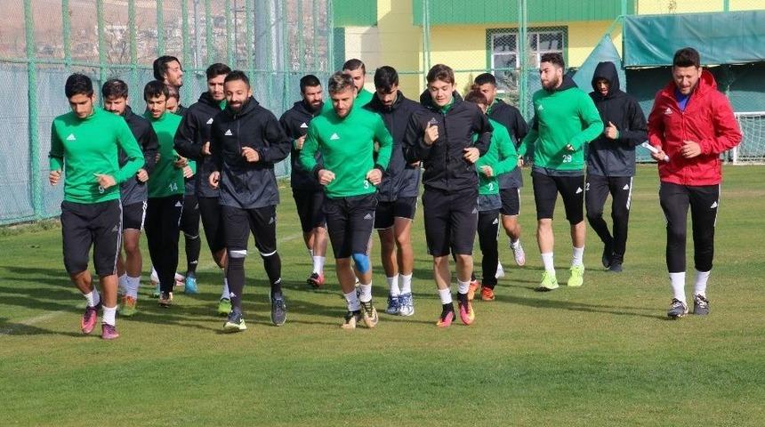 Şanlıurfaspor &Ccedil;ift İdmanla Hazırlanıyor