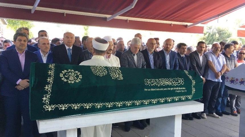 İş Adamı Mehmet Yeşildağ Son Yolculuğuna Uğurlandı