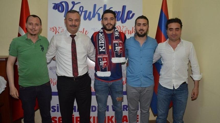 B&uuml;y&uuml;k Anadolu Kırıkkalespor 3 G&uuml;nde 7 Futbolcu Transfer Etti