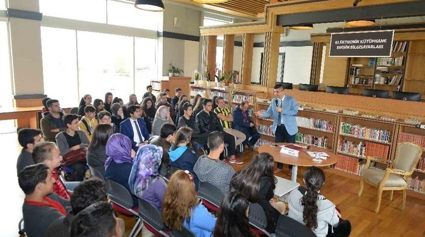 Gen&ccedil;ler &Uuml;niversite Sınavına Hazır