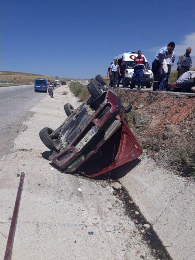 Yozgat’ta Otomobil Şarampole Devrildi: 6 Yaralı