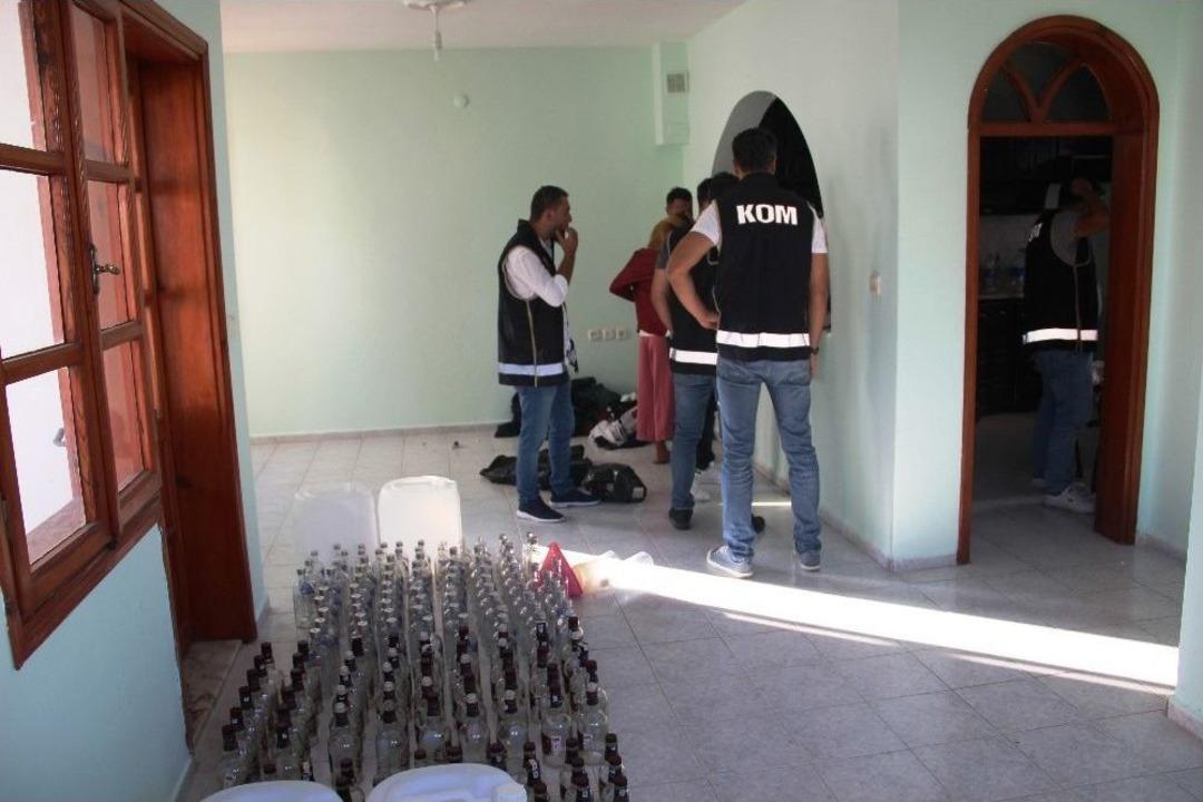 L&uuml;ks Villayı İ&ccedil;ki İmalathanesine &Ccedil;evirdiler