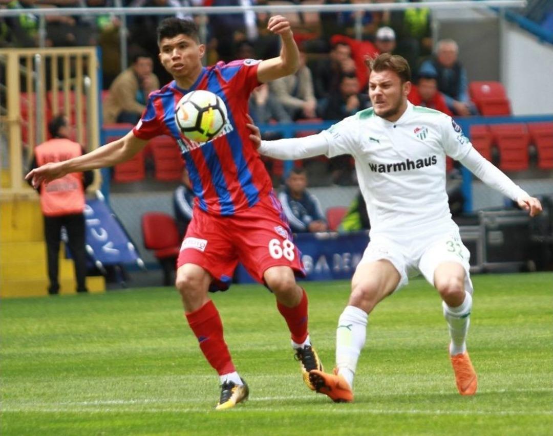 Spor Toto S&uuml;per Lig: Kardemir Karab&uuml;kspor: 1 - Bursaspor: 2 (ilk Yarı)