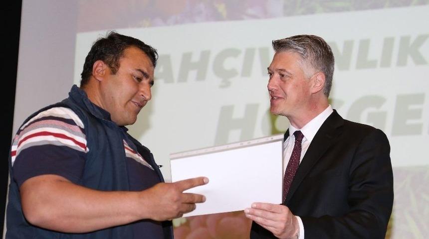 300 &Ccedil;ankayalı Bah&ccedil;ıvan Oldu