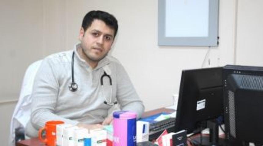 Gemerek Devlet Hastanesi&rsquo;nde Uzman Doktor Sevinci