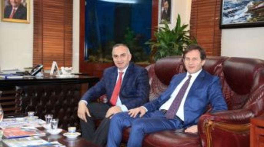 Termal Belediye Başkanı Atik, Başkan Yılmazer&rsquo;i Ziyaret Etti