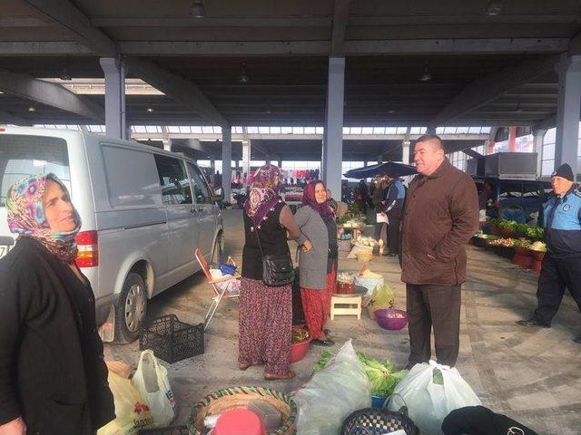 Başkan Tekin, Pazarcı Esnafının Dertlerini Dinledi