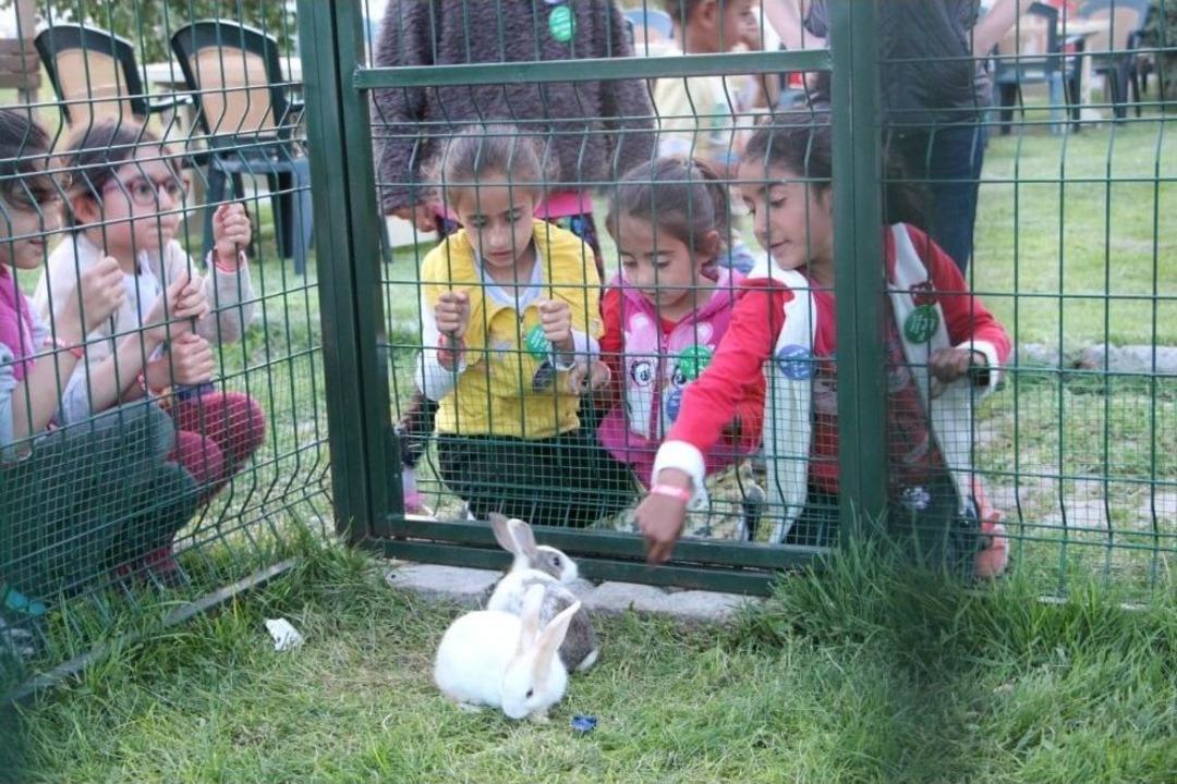 Ardahan&rsquo;da Yetim &Ccedil;ocuklar İ&ccedil;in İftar Programı D&uuml;zenlendi