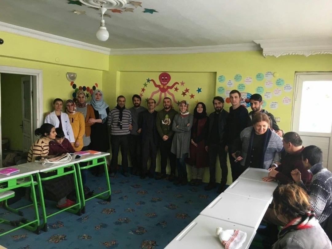 Ka&uuml;&rsquo;den Umutlarla Dolu Destek &Ccedil;alışması