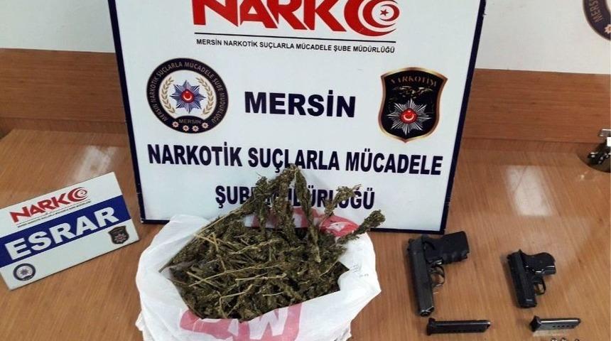 Mersin&rsquo;de Uyuşturucu Operasyonu: 4 G&ouml;zaltı
