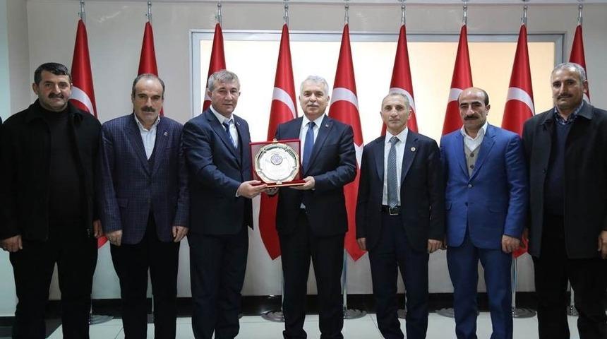 Muhtar Ve Koruculardan Vali Yıldırım&rsquo;a Ziyaret