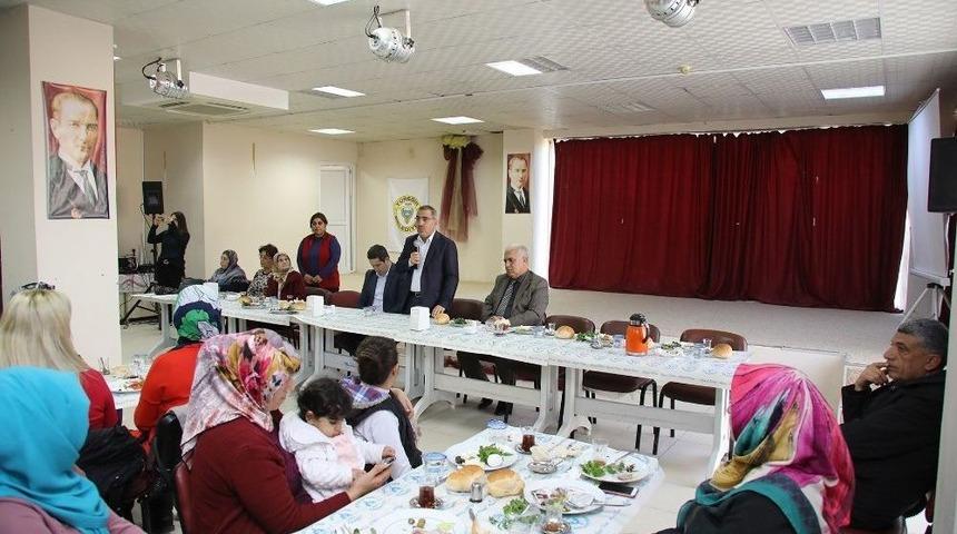 K&uuml;lt&uuml;revleri Y&uuml;reğir&rsquo;de Kaynaşma Merkezi Oldu