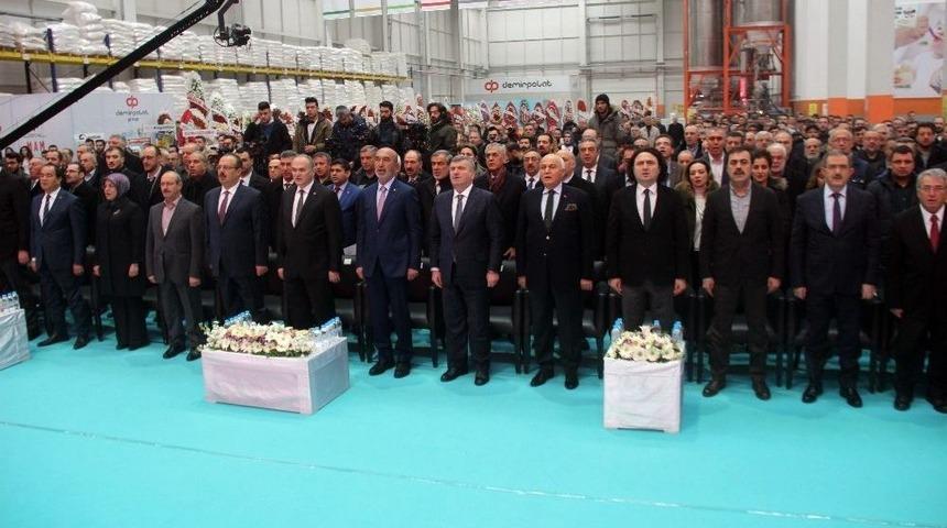 Bakan &Ouml;zl&uuml; Konya&rsquo;da