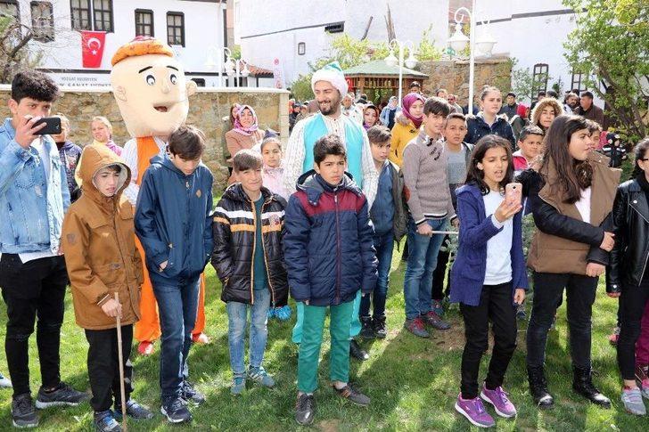 Tarihi Mehmet Ağa Konağı Kapılarını Çocuklara Açtı G1