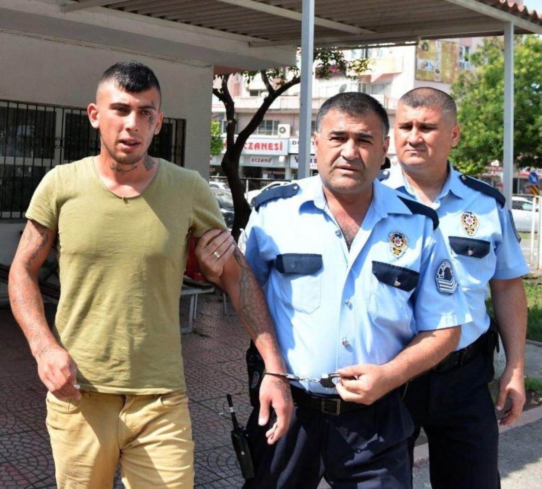 Bebek Evdeki Yangında Yaralandı, Aile Birbirini Su&ccedil;ladı